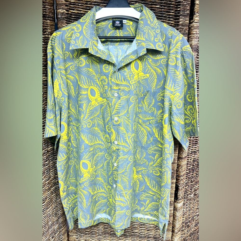 NFL- Pro‎ Bowl Football Aloha Hawaiian Vintage Button up shirt-2XL